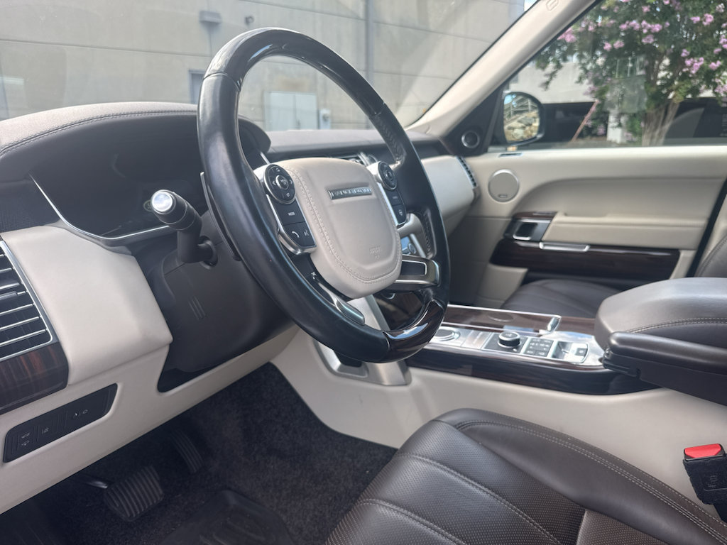 Used 2016 Land Rover Range Rover HSE AWD/4WD image 7