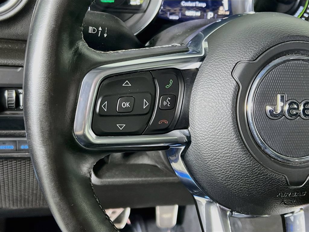 Used 2021 Jeep Wrangler Unlimited Sahara w/ Cold Weather Group AWD/4WD image 10