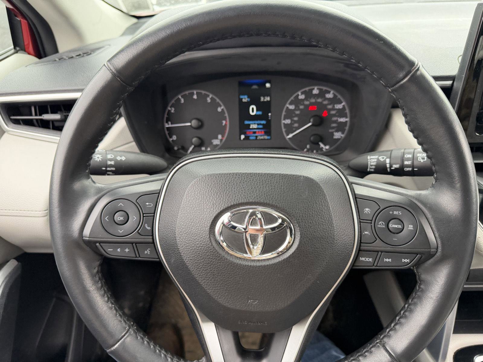 Used 2023 Toyota Corolla Cross LE w/ Moonroof Package AWD/4WD image 24