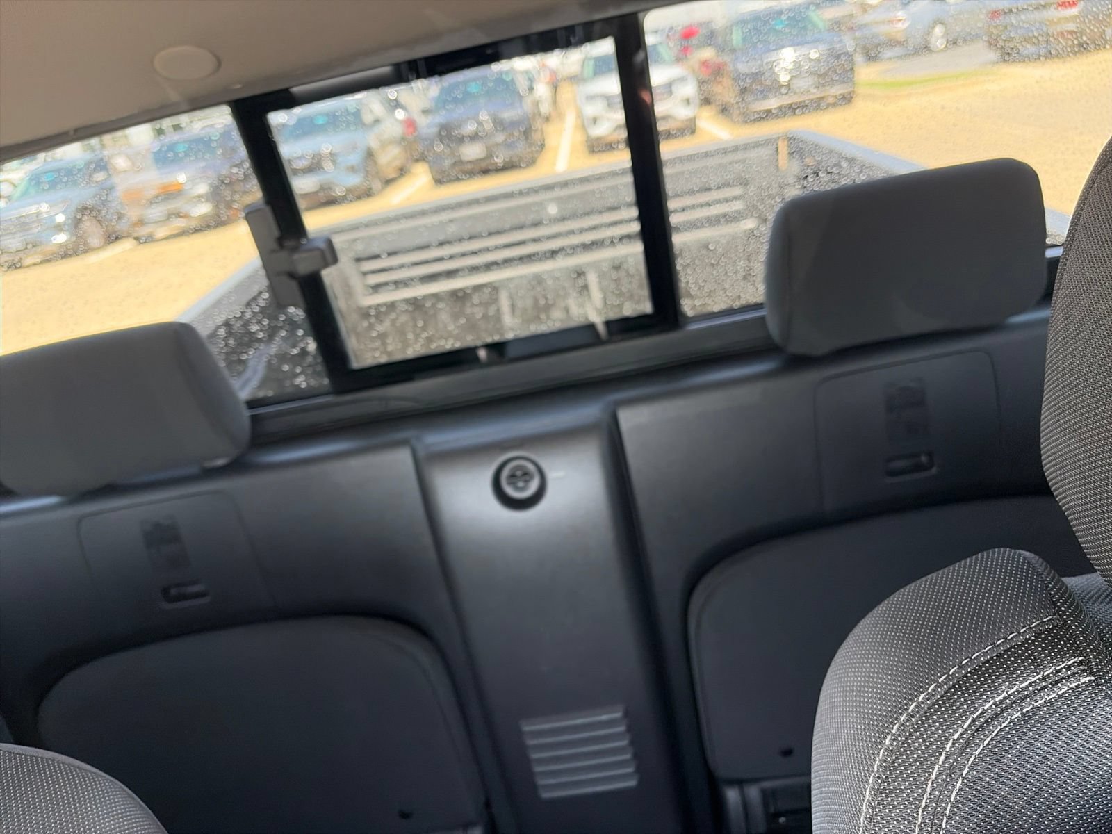 Used 2025 Nissan Frontier SV RWD image 24