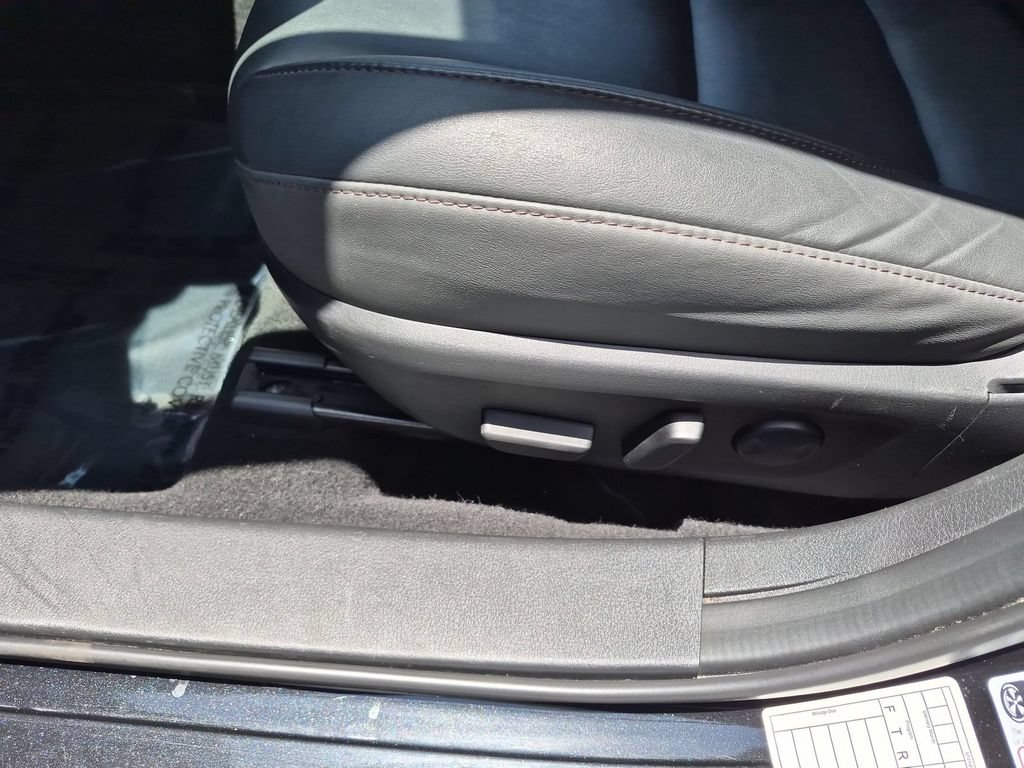 Used 2025 MAZDA MAZDA3 s FWD image 14