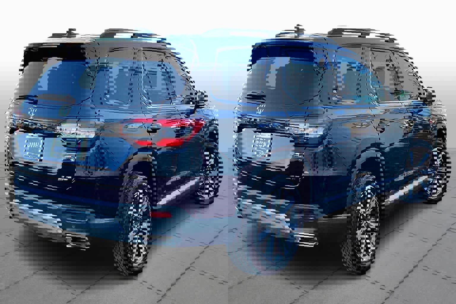 Used 2025 Honda Pilot Elite image 13