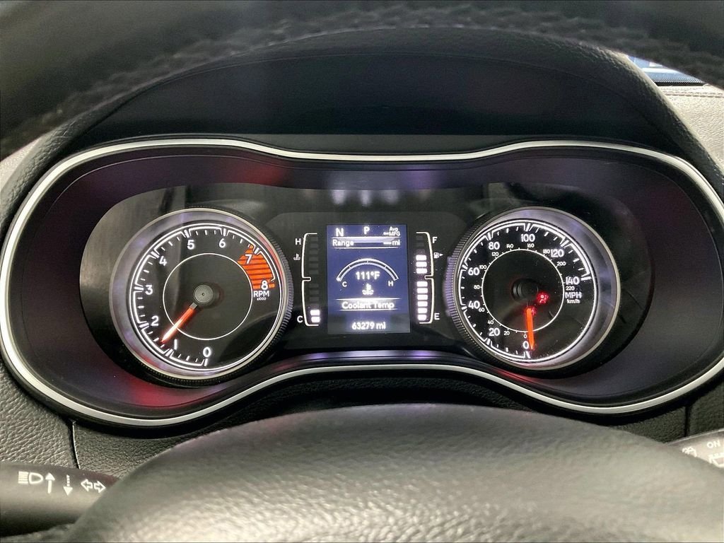 Used 2019 Jeep Cherokee Latitude Plus w/ Comfort/Convenience Group AWD/4WD image 24