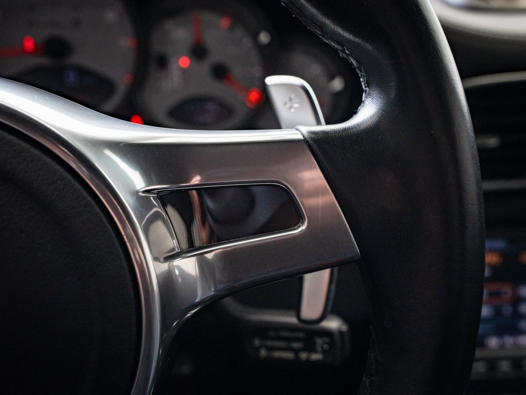 Used 2012 Porsche 911 Turbo S image 31