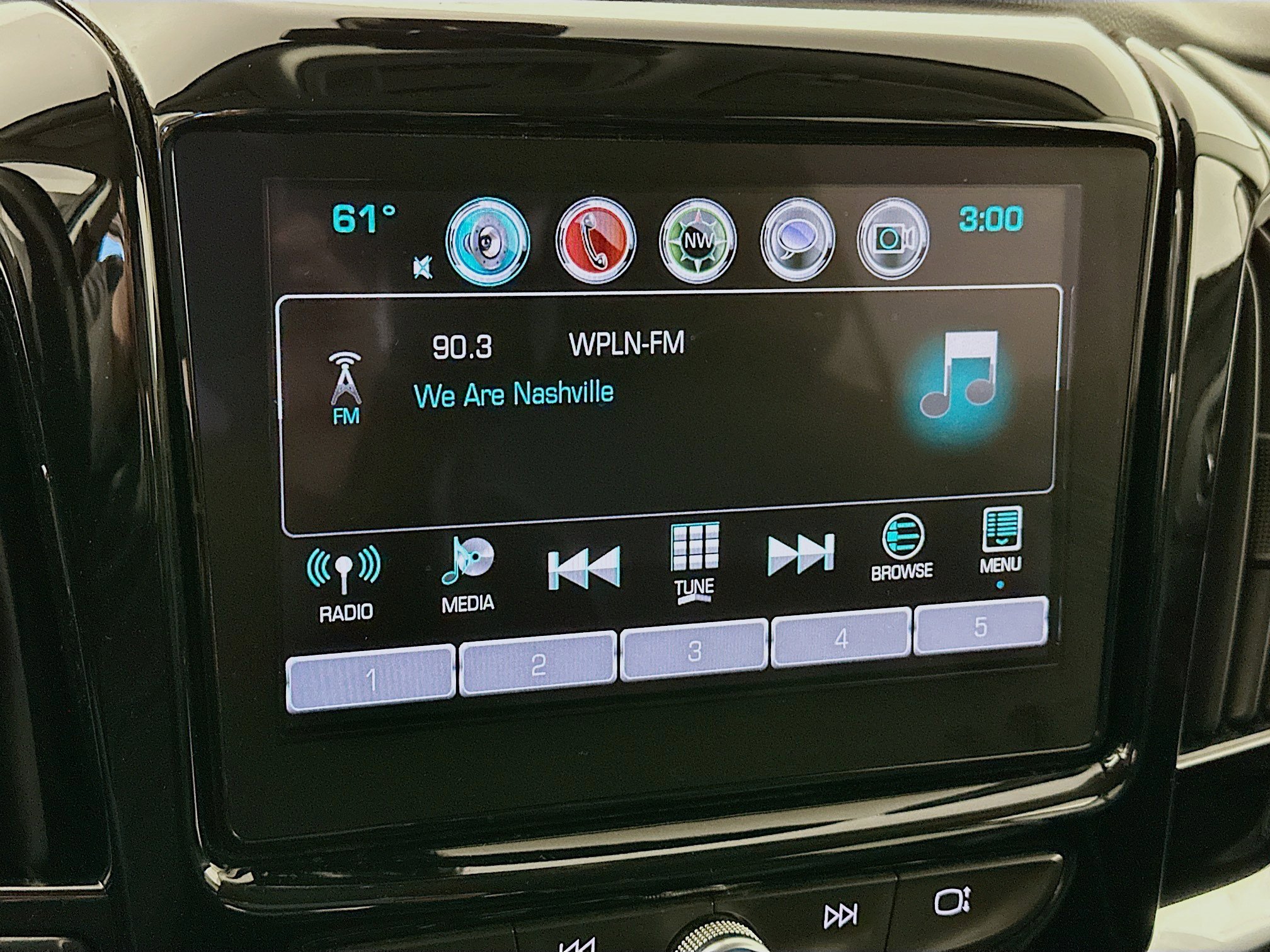 Used 2018 Chevrolet Traverse Premier image 21