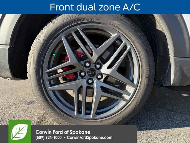 Certified 2025 Ford Explorer ST image 9