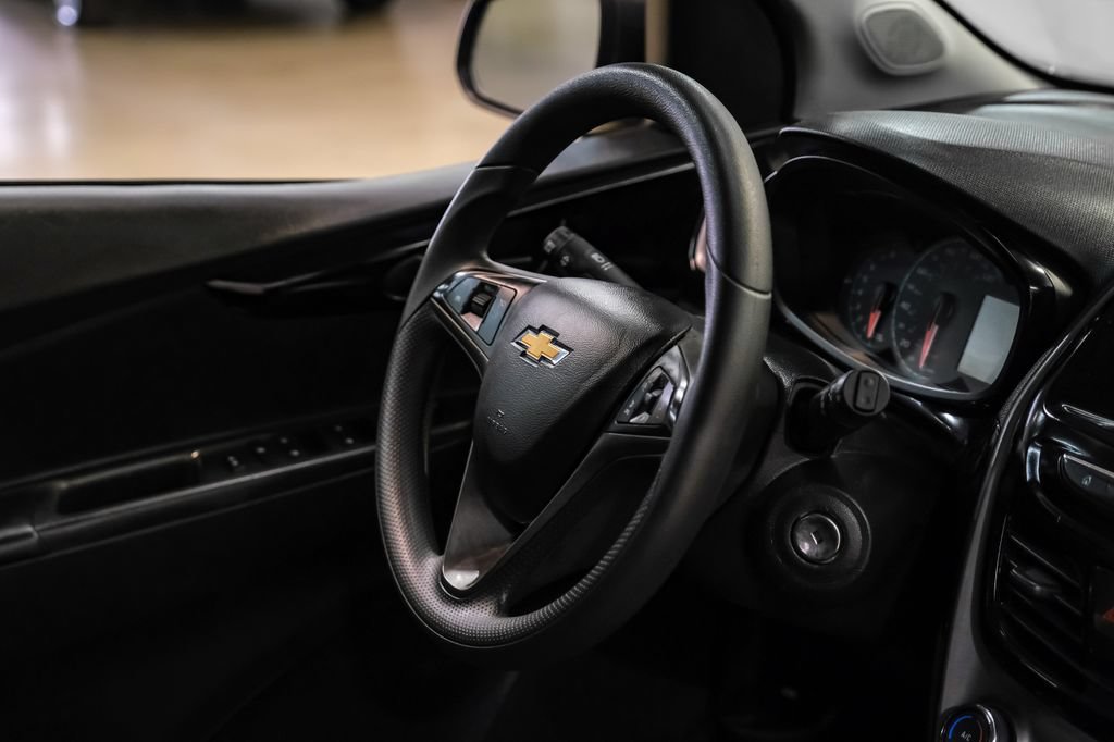 Used 2022 Chevrolet Spark LT FWD image 15