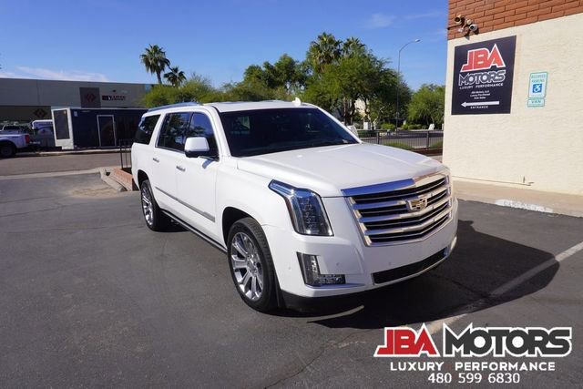 Used 2020 Cadillac Escalade ESV Platinum image 56