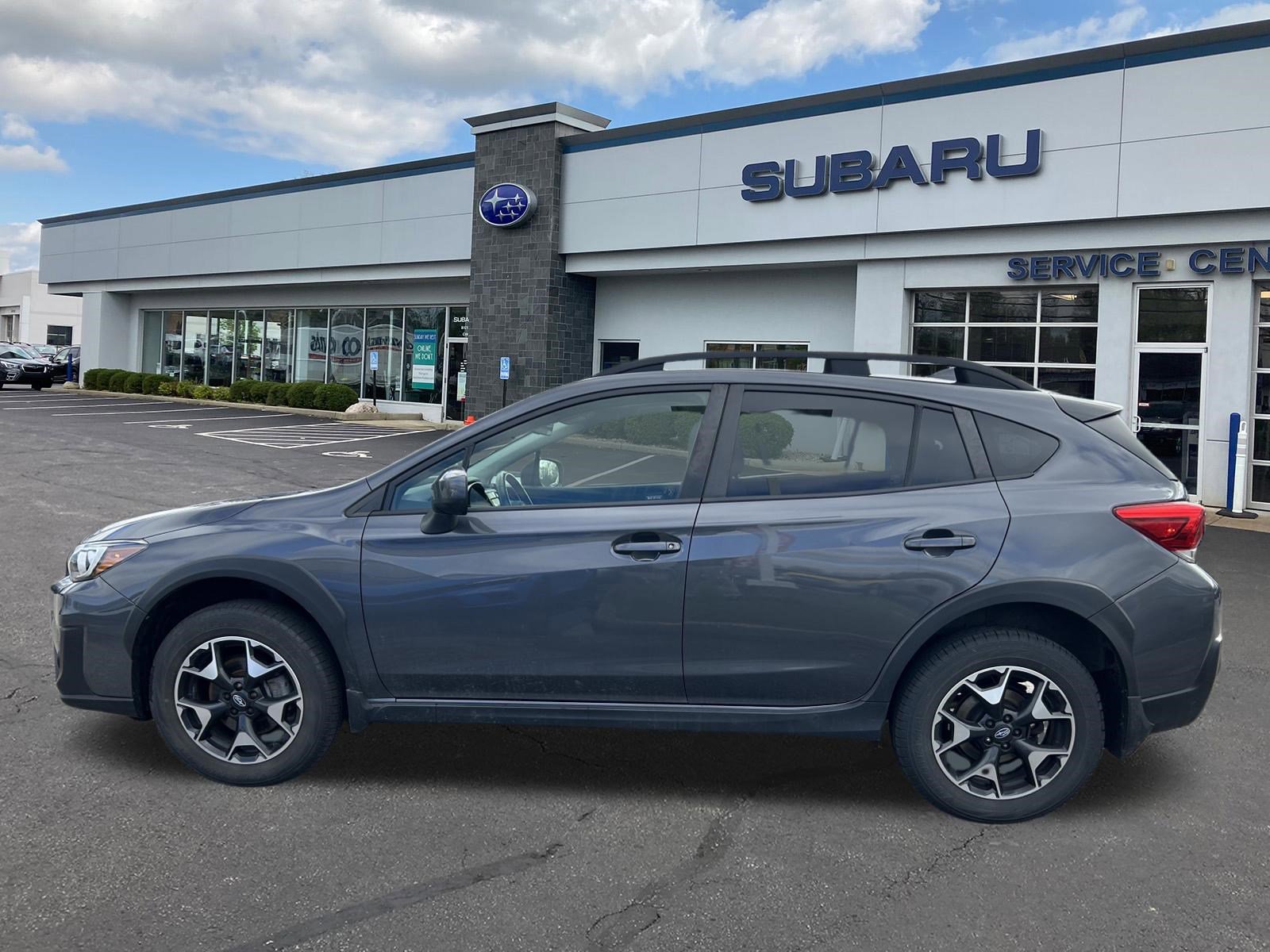 Used 2020 Subaru Crosstrek 2.0i Premium w/ Moonroof Package 2 image 4