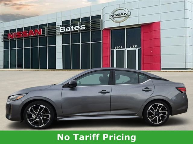 Used 2025 Nissan Sentra SR FWD image 3