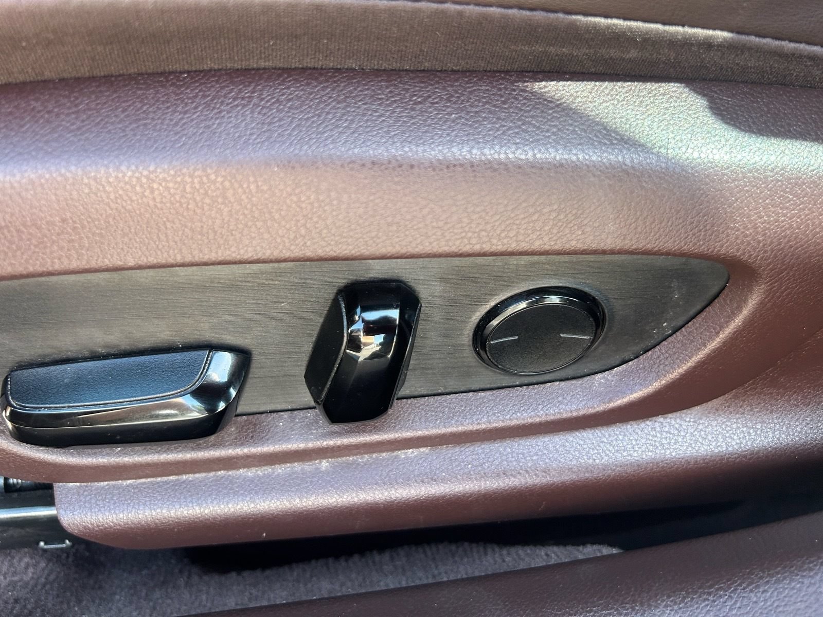Used 2021 Lexus ES 300h w/ Premium Package FWD image 23