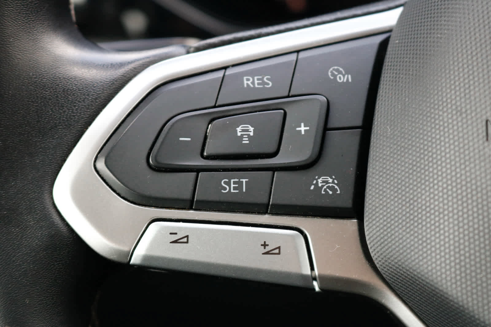 Used 2023 Volkswagen Taos S AWD/4WD image 19