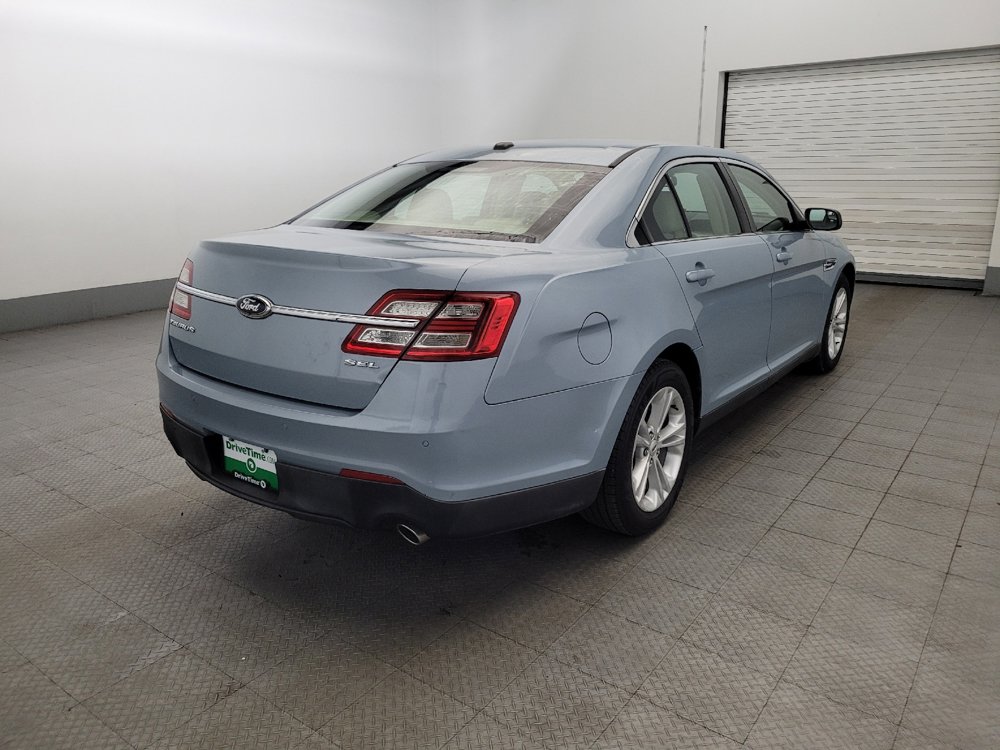 Used 2013 Ford Taurus SEL image 9