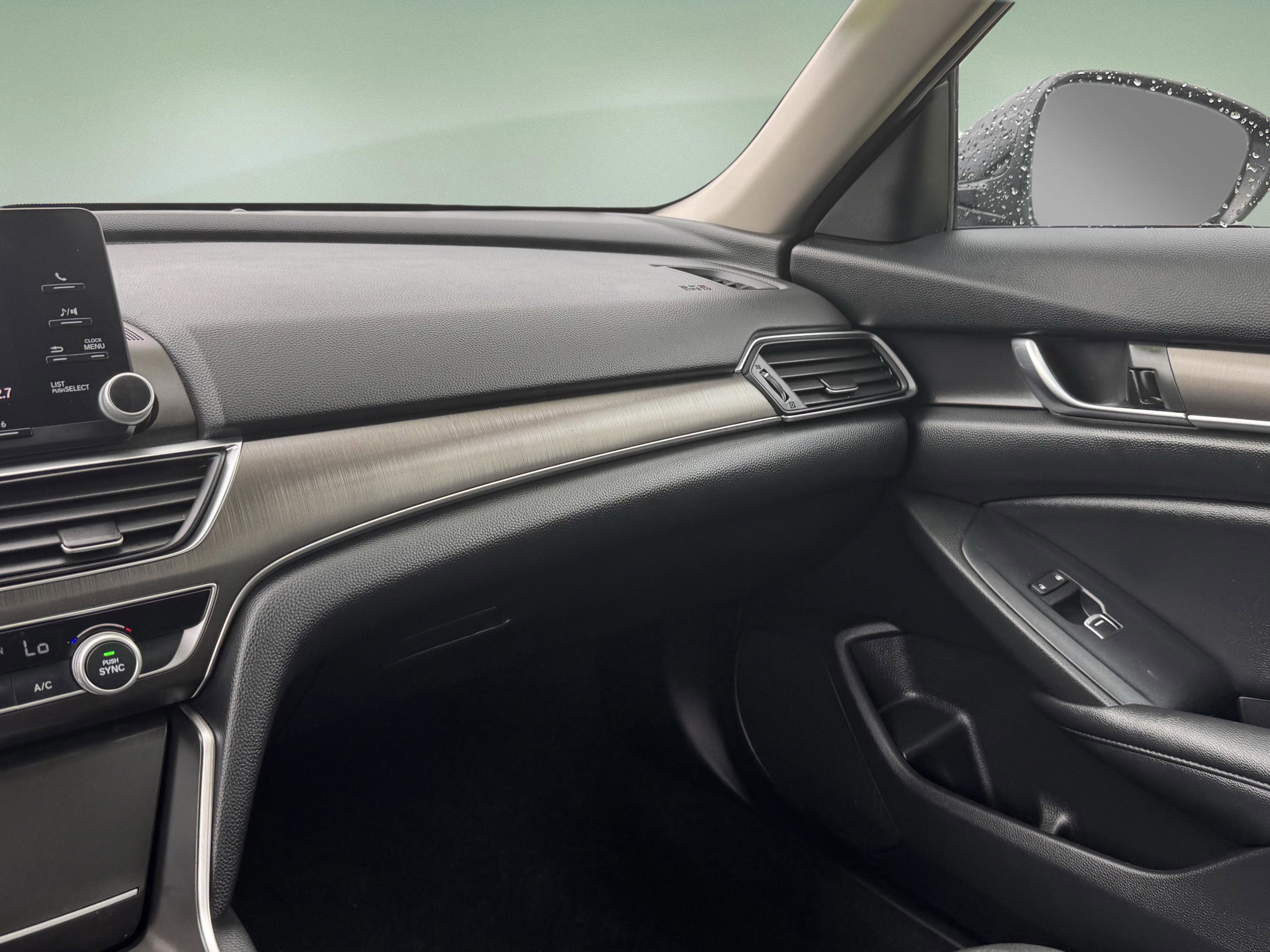 Used 2020 Honda Accord LX image 7