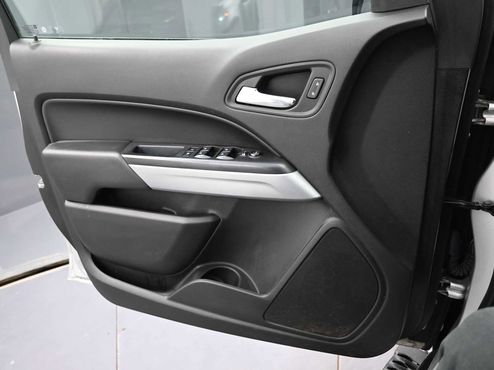 Used 2019 Chevrolet Colorado ZR2 image 11