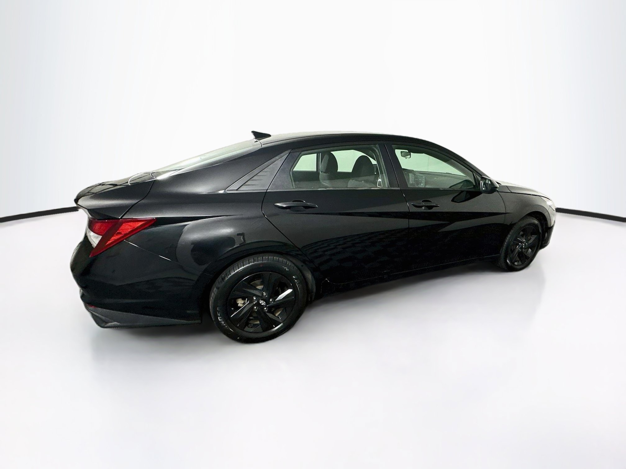 Used 2021 Hyundai Elantra SEL FWD image 10