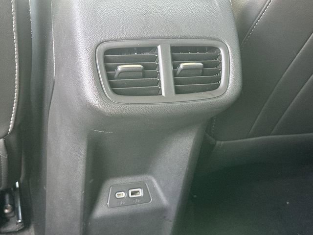 Used 2022 Buick Envision Essence w/ Safety Package image 19