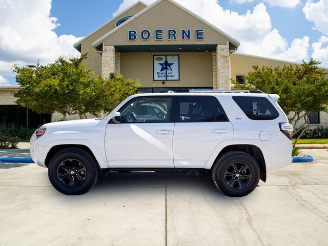 Used 2024 Toyota 4Runner SR5 image 2