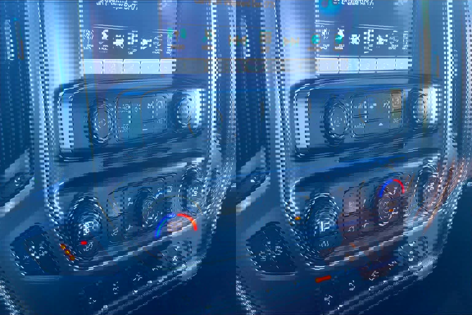 Used 2017 Chevrolet Silverado 2500 LTZ w/ LTZ Plus Package image 33