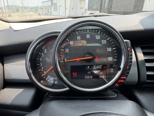 Used 2017 MINI Cooper 2-Door Hardtop FWD image 18