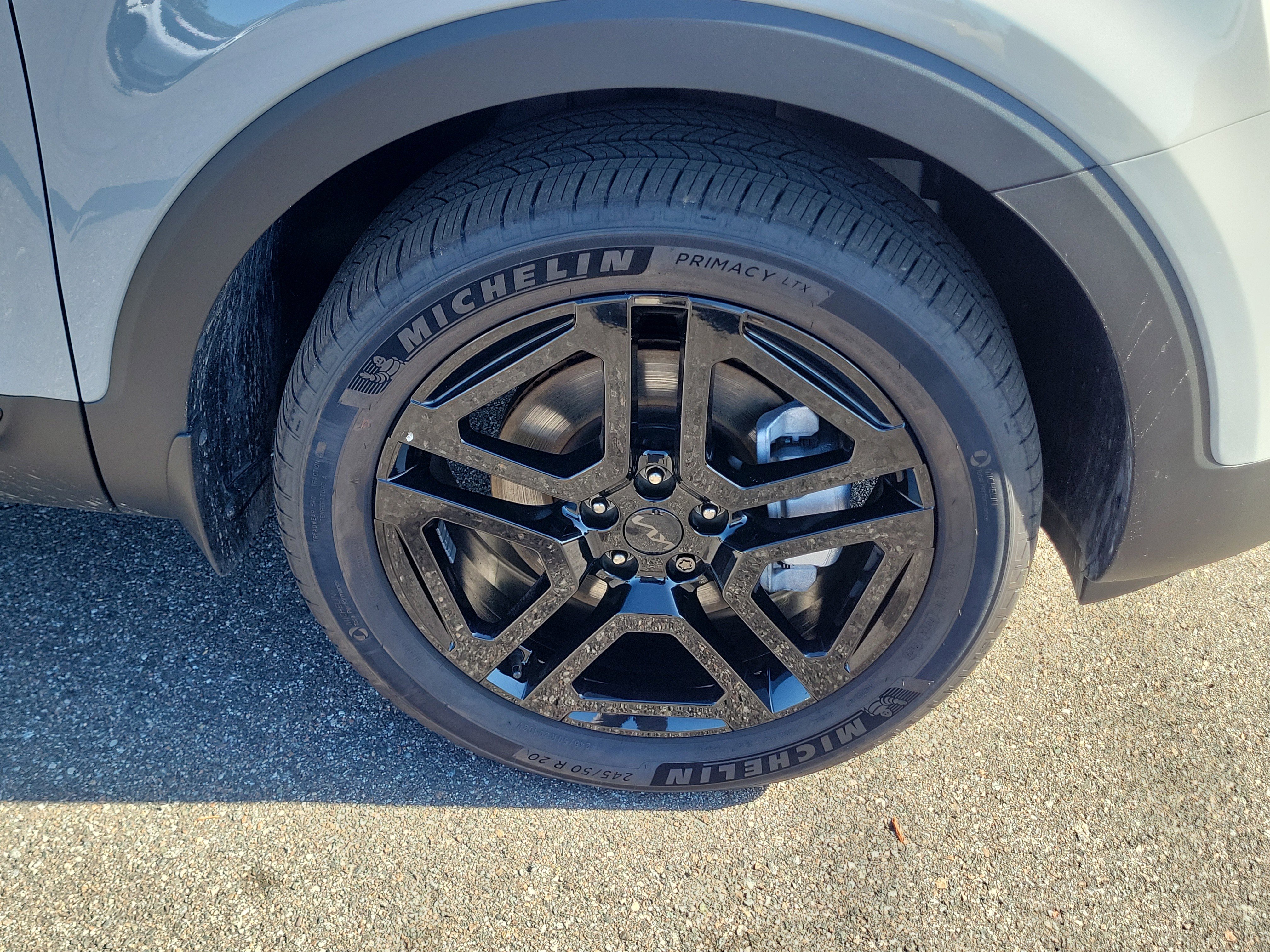 Certified 2025 Kia Telluride EX X-Line AWD/4WD image 44