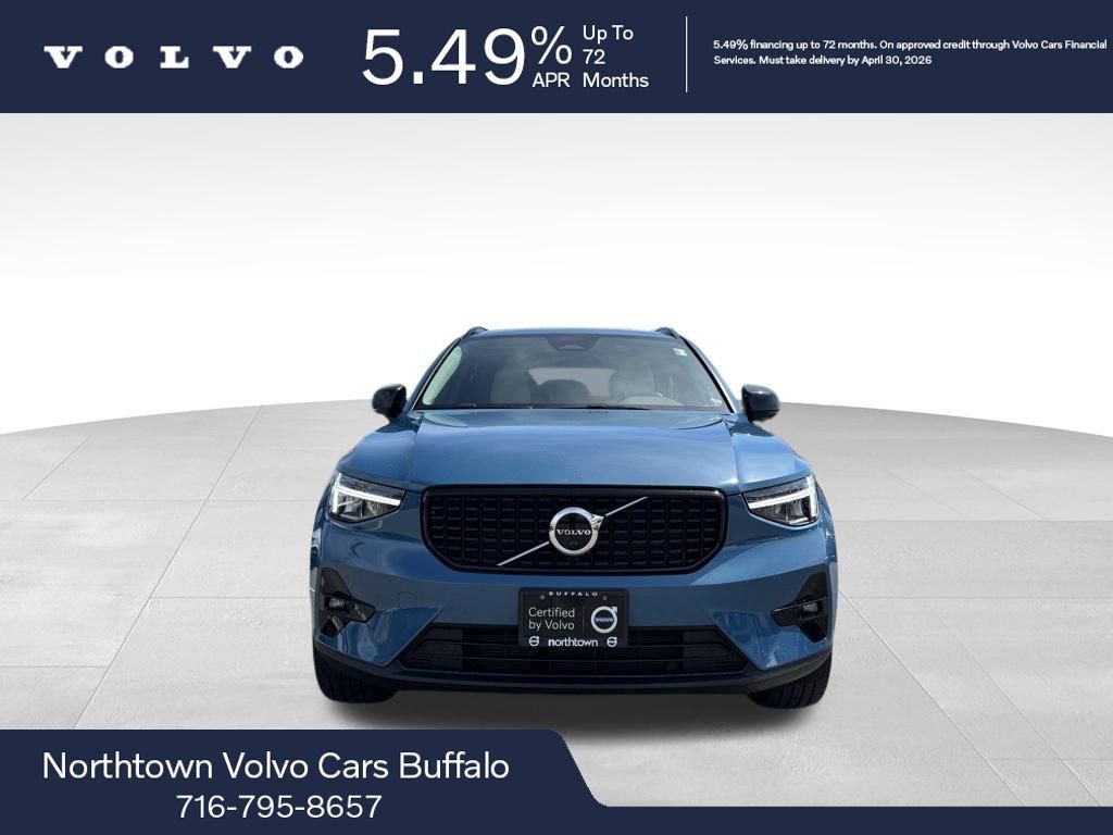 Certified 2023 Volvo XC40 B5 Plus w/ Driver Assist Package image 4