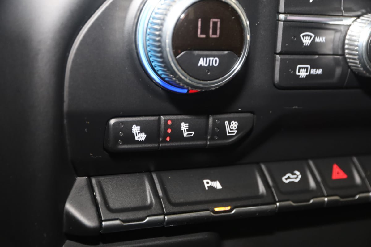 Used 2021 GMC Sierra 1500 Denali AWD/4WD image 8