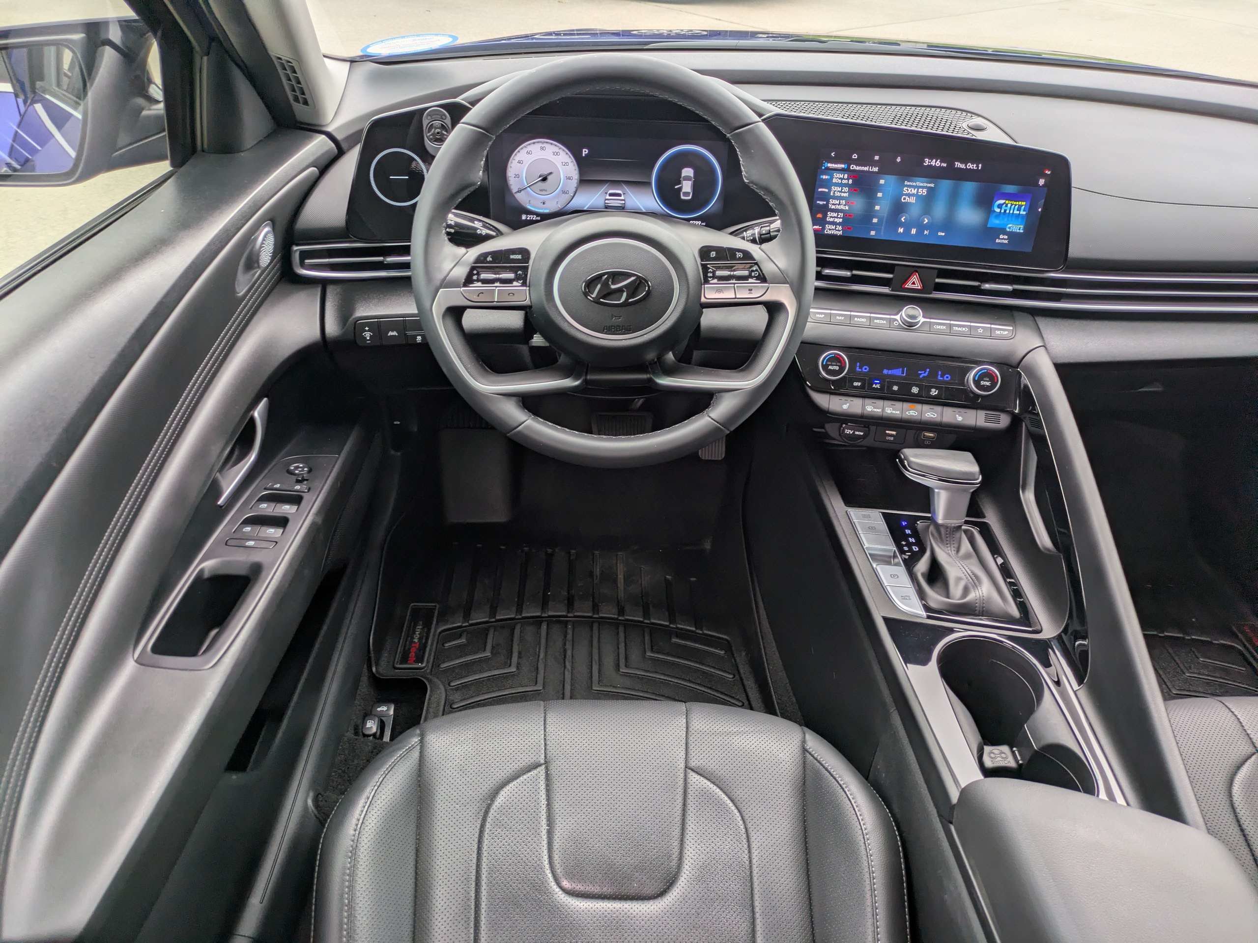Certified 2023 Hyundai Elantra Limited w/ Preferred Accessory Package FWD image 14