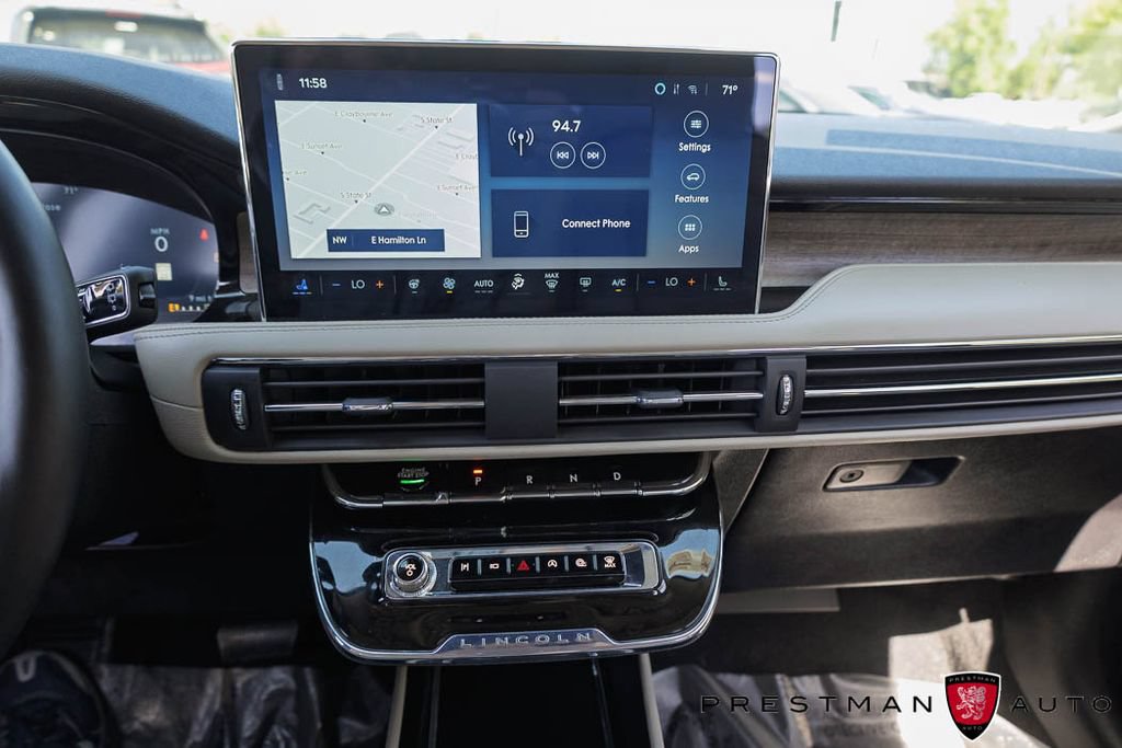 Used 2026 Lincoln Corsair Reserve AWD/4WD image 28