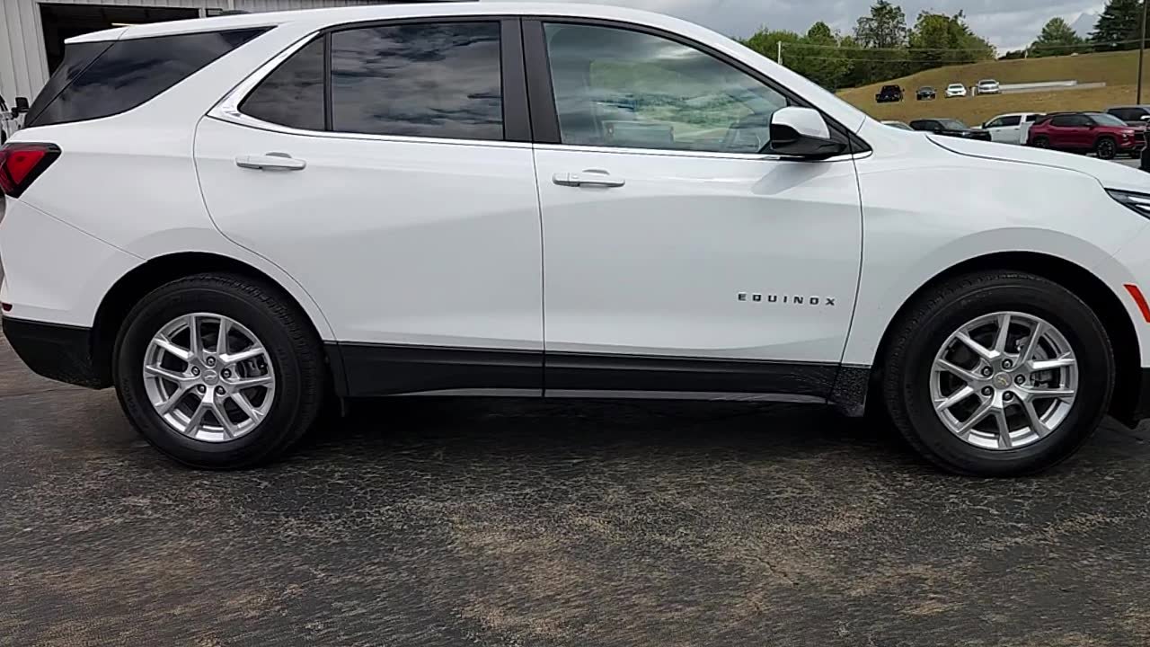 Used 2024 Chevrolet Equinox LT image 10