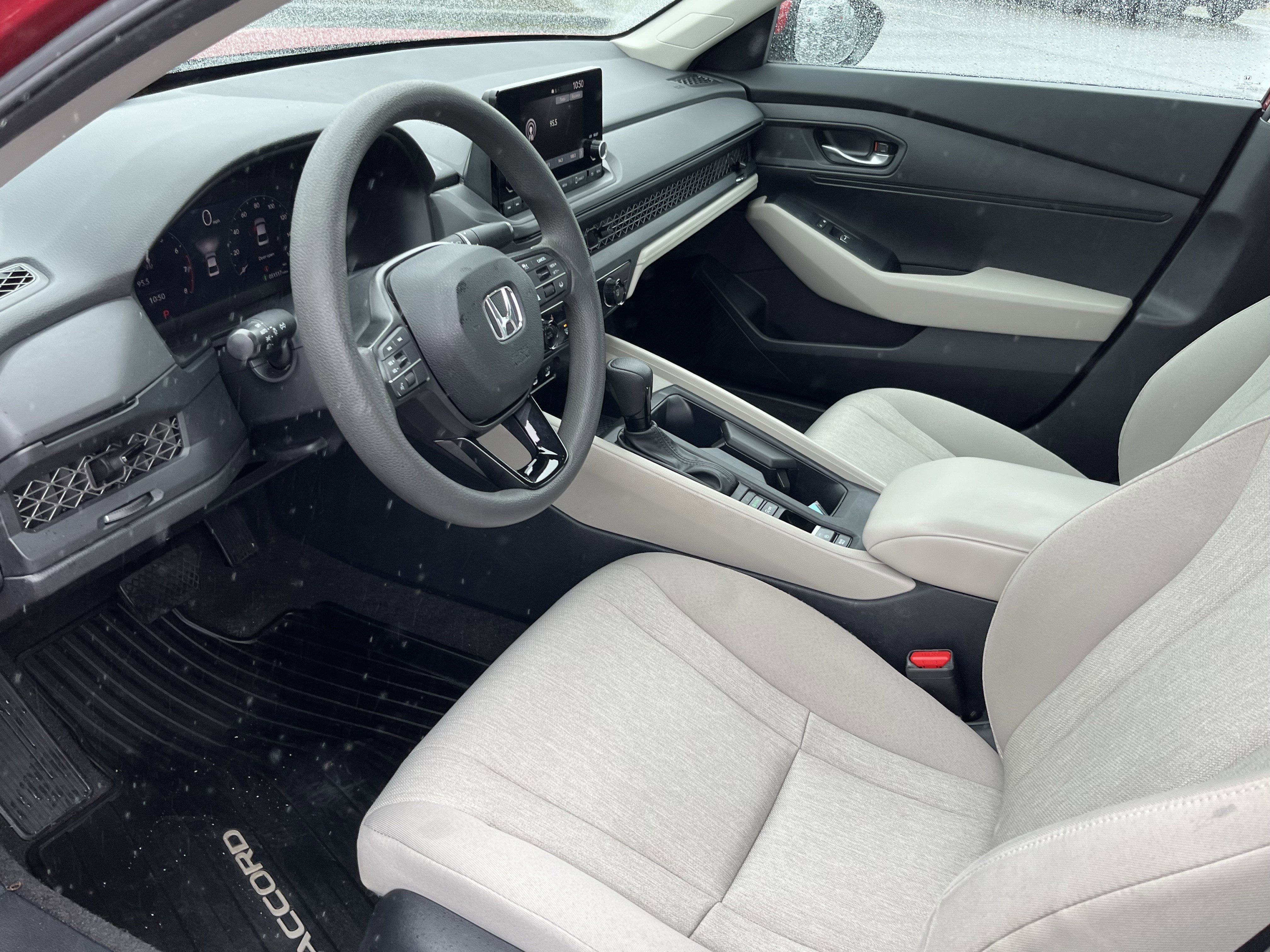 Used 2023 Honda Accord LX image 9