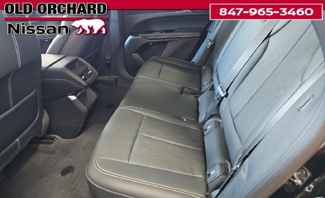 Used 2024 Cadillac Lyriq Luxury AWD/4WD image 8