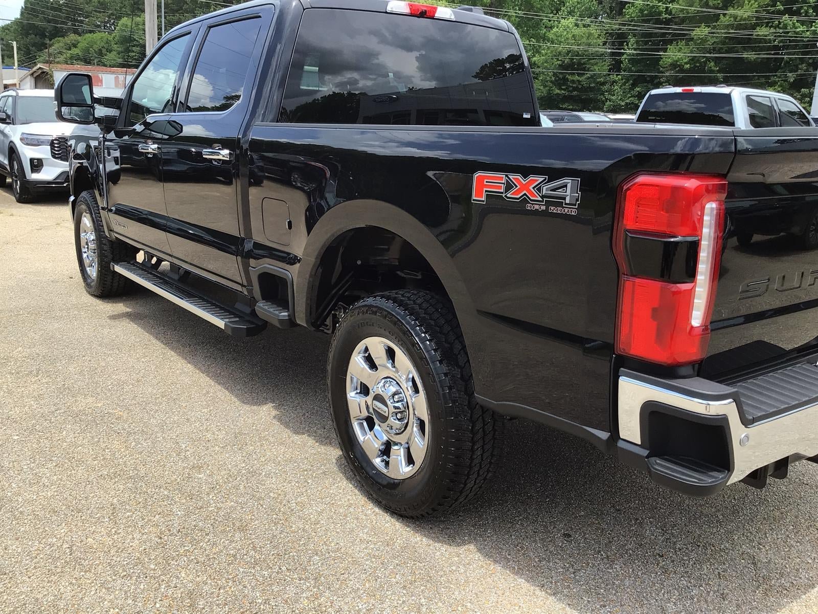 New 2026 Ford F250 Lariat w/ Chrome Package AWD/4WD image 13
