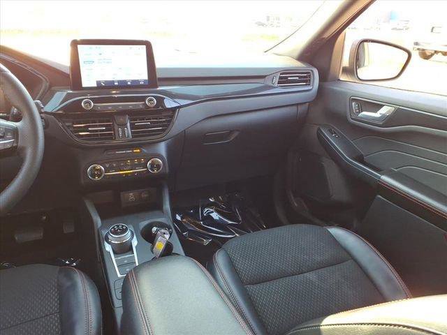 Used 2025 Ford Escape ST-Line Select image 10