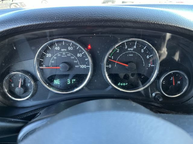 Used 2014 Jeep Wrangler Sahara AWD/4WD image 12