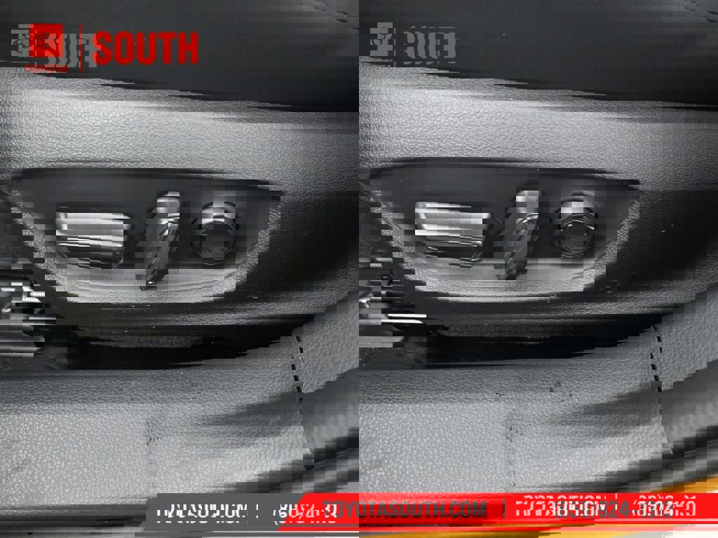 New 2026 Toyota Prius Plug-In Hybrid image 29