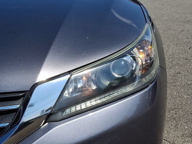 Used 2013 Honda Accord LX image 9