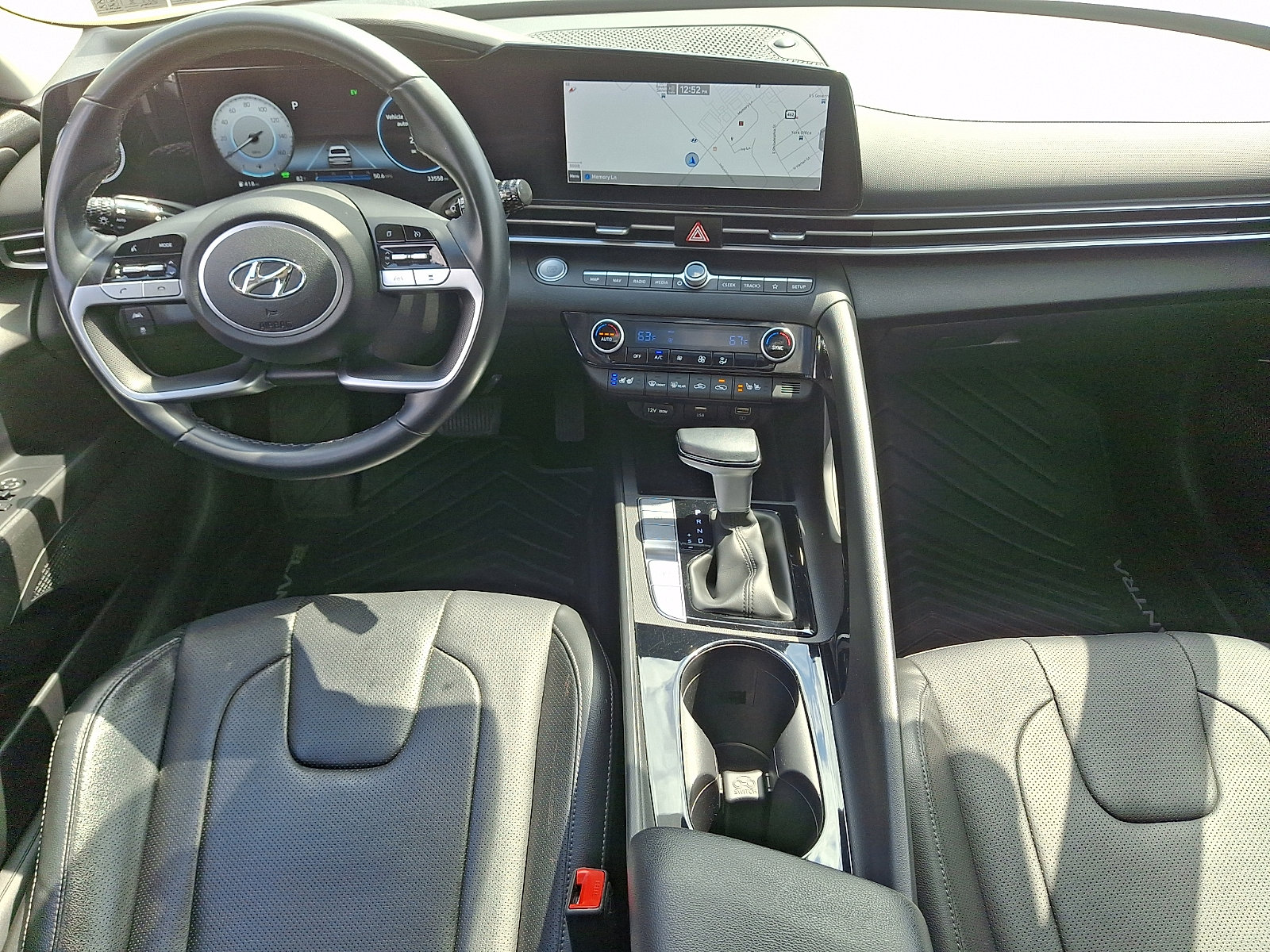 Certified 2022 Hyundai Elantra Limited w/ Winter Weather Package image 15