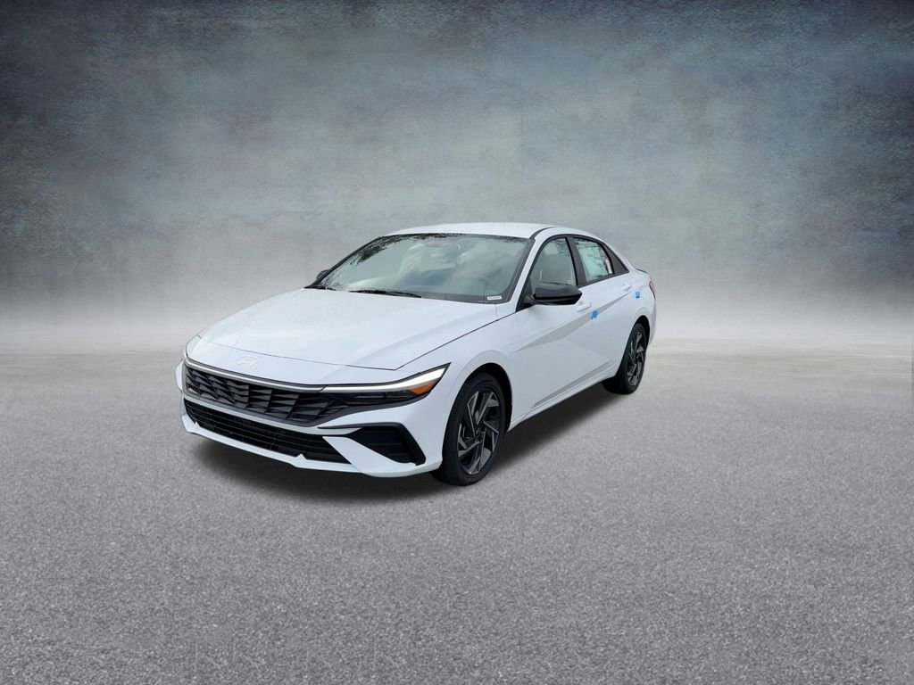Used 2025 Hyundai Elantra SEL image 8