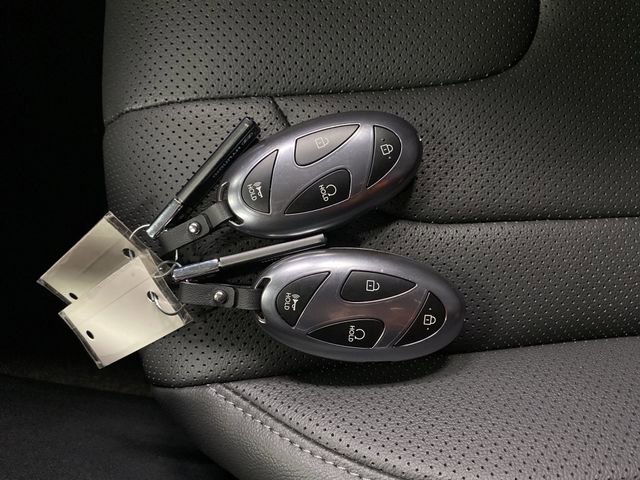 New 2026 Hyundai Elantra Limited image 28