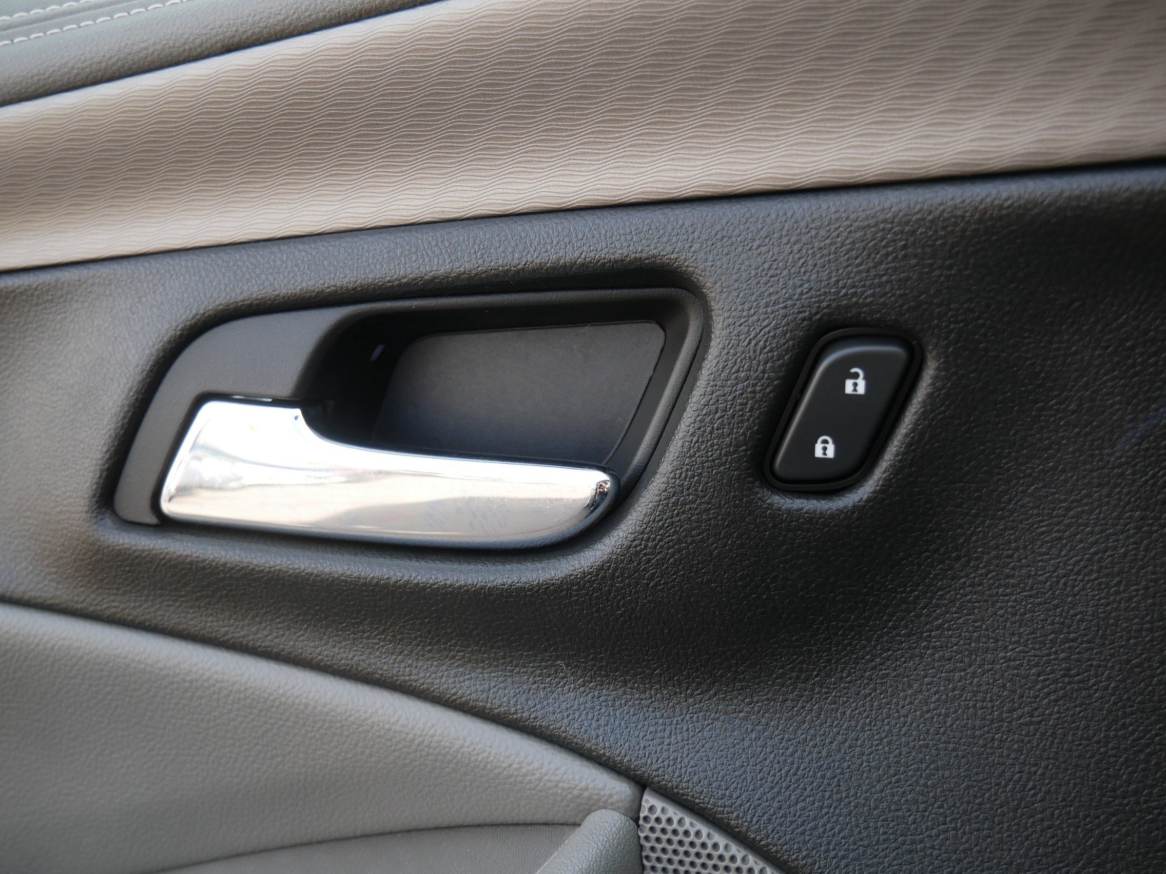 Used 2017 Chevrolet Impala LS image 27