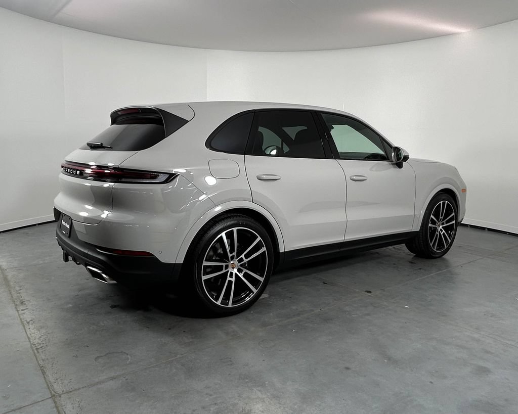 New 2026 Porsche Cayenne AWD/4WD image 7