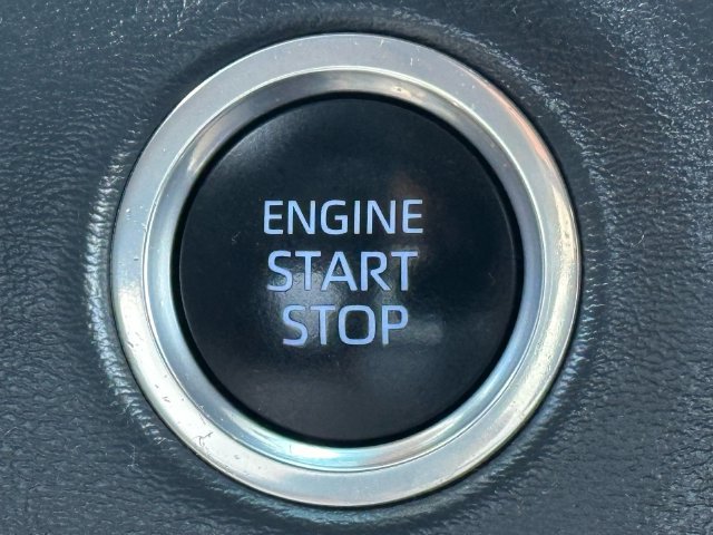 Certified 2022 Toyota Tundra Platinum AWD/4WD image 25