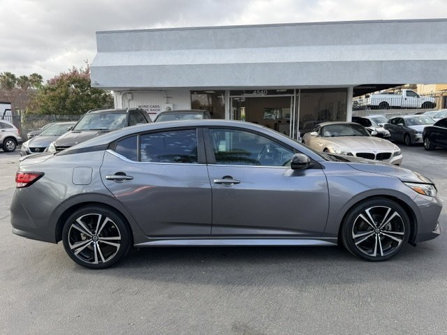Used 2020 Nissan Sentra SR FWD image 1