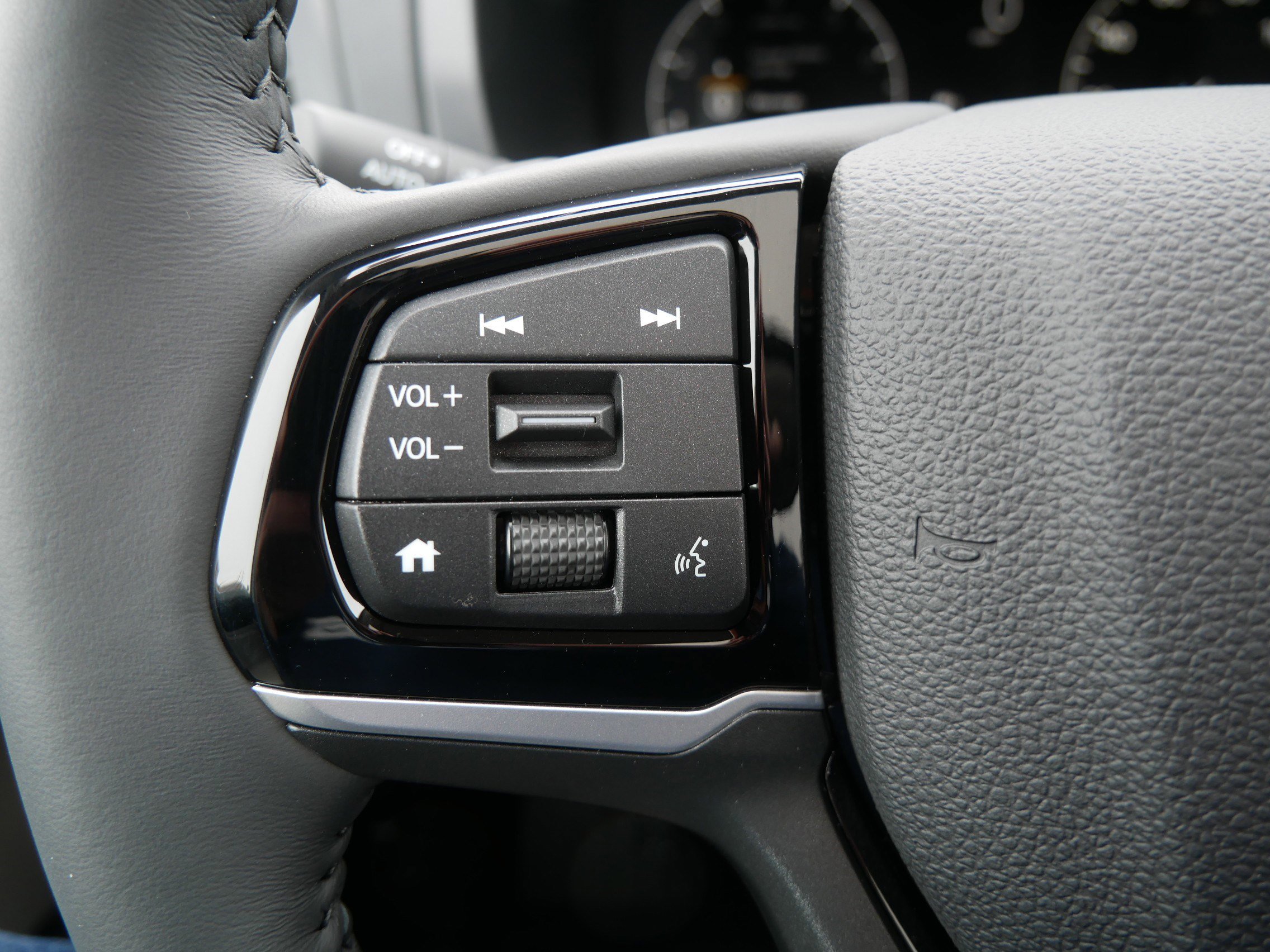 Certified 2026 Honda Odyssey Touring image 27