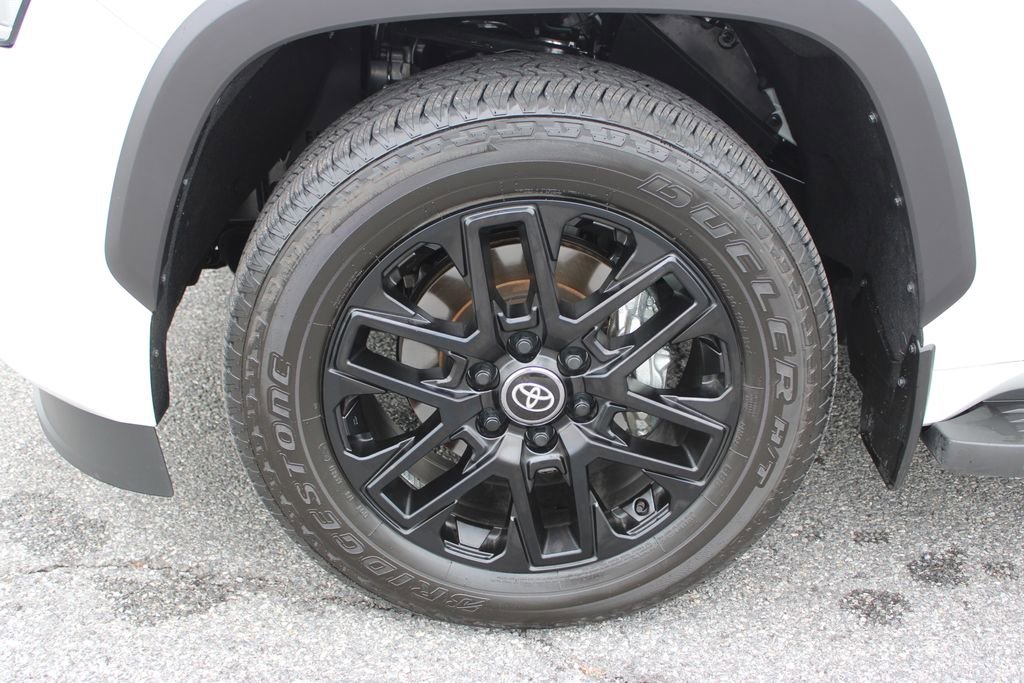 Used 2025 Toyota Sequoia Limited image 33