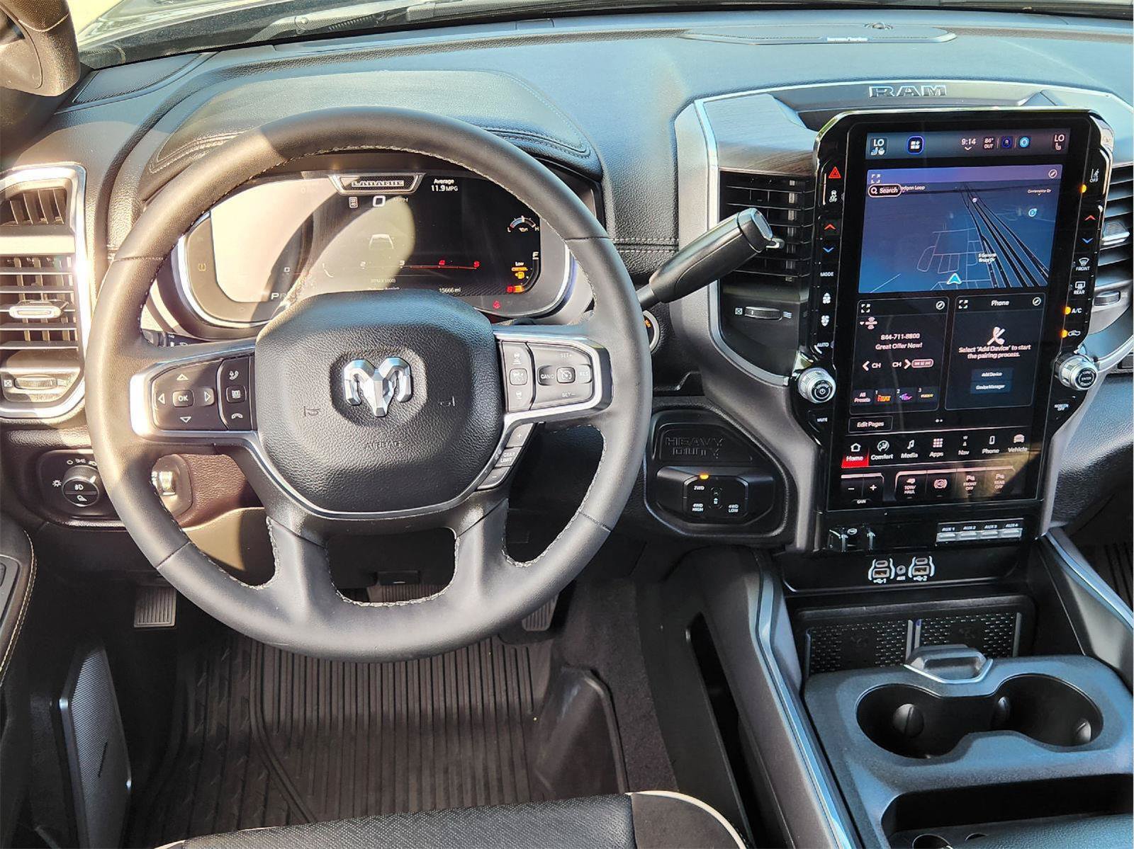 Used 2025 RAM 2500 Laramie AWD/4WD image 23