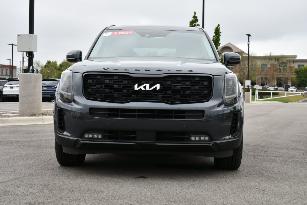 Used 2022 Kia Telluride SX w/ SX Prestige Package AWD/4WD image 3