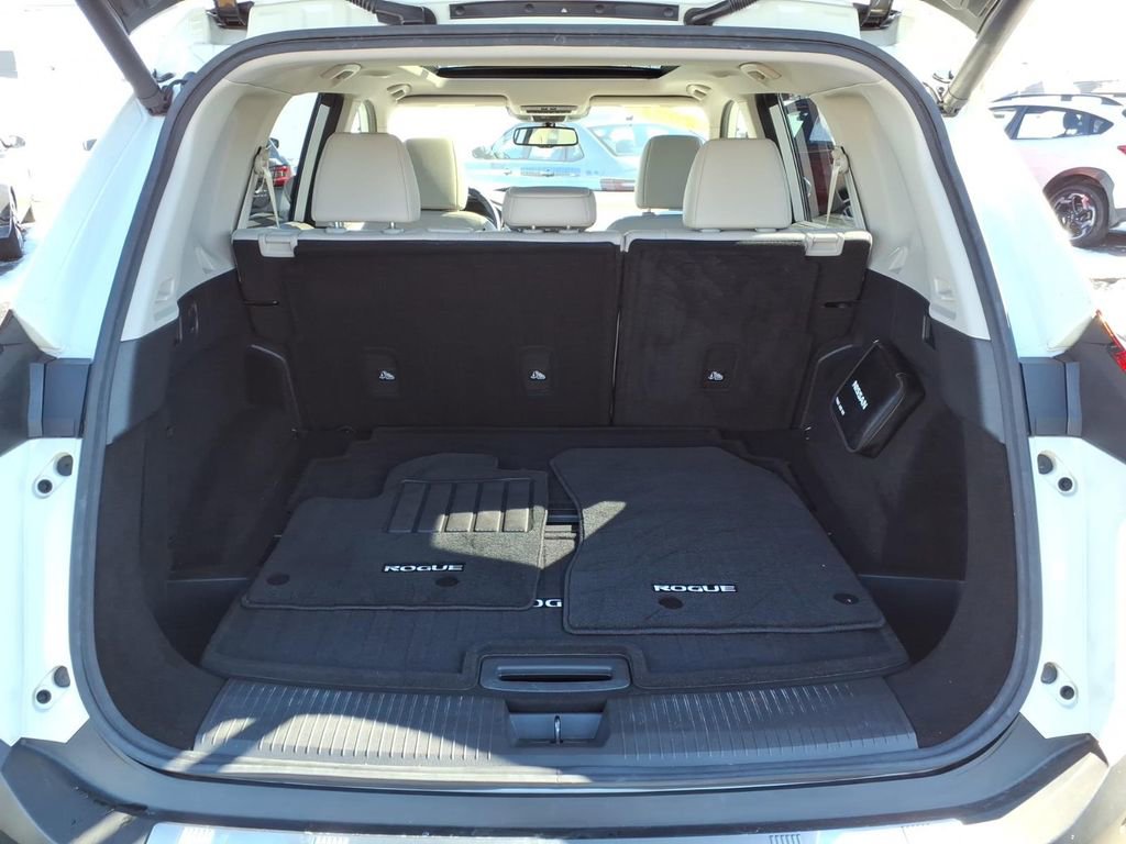 Used 2021 Nissan Rogue SL image 8