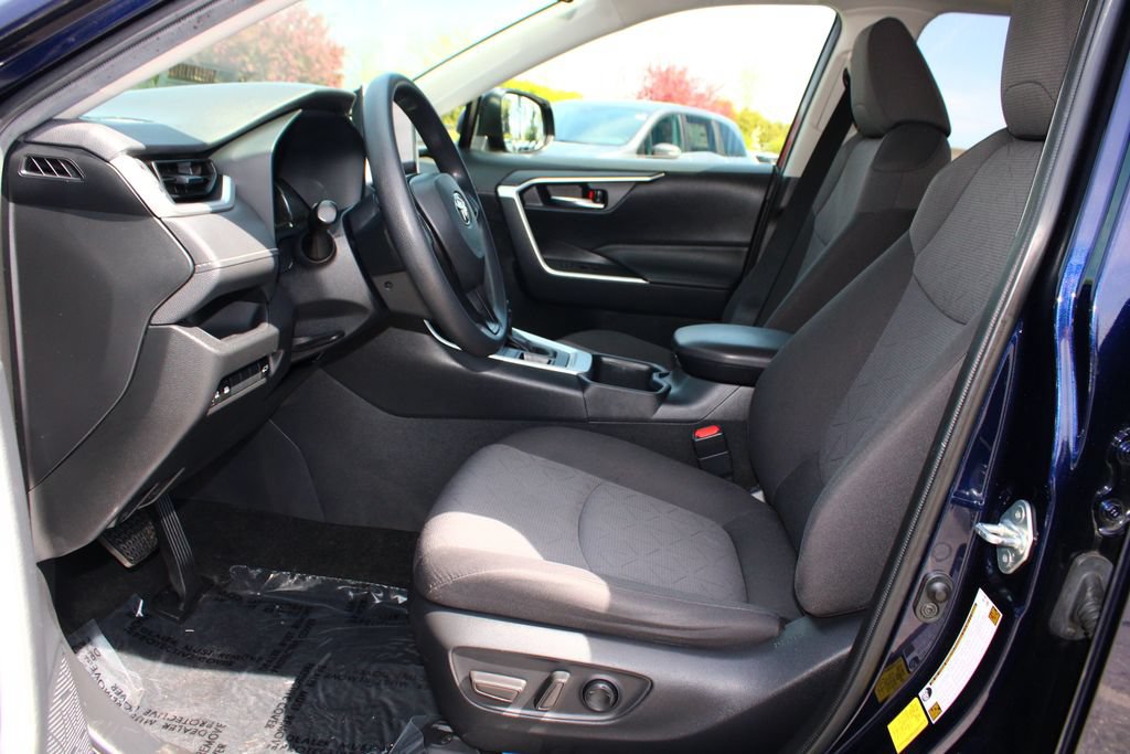 Used 2023 Toyota RAV4 XLE w/ Convenience Package AWD/4WD image 11